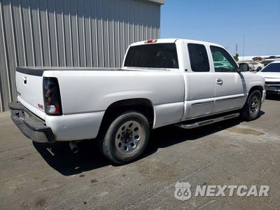 Trzecie zdjęcie samochodu z tyłu: 2005 GMC NEW SIERRA C1500 VIN:2GTEC19V951328868 - miniatura