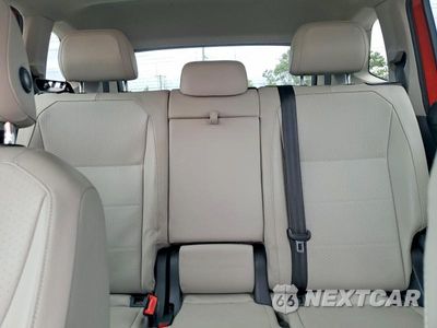 Zdjęcie 10 z 13 samochodu: 2018 VOLKSWAGEN TIGUAN SE VIN:3VV3B7AX1JM163753 - miniatura