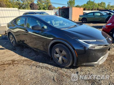 Czwarte zdjęcie samochodu z boku: 2023 TOYOTA PRIUS LE VIN:JTDACAAUXP3008537 - miniatura