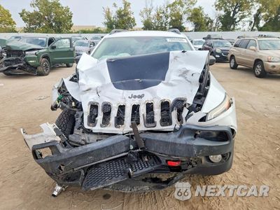 Piąte zdjęcie samochodu w środku: 2014 JEEP CHEROKEE TRAILHAWK VIN:1C4PJMBSXEW180089 - miniatura