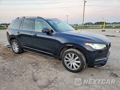 Czwarte zdjęcie samochodu z boku: 2016 VOLVO XC90 T6 VIN:YV4A22PK2G1063507 - miniatura