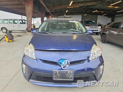 Piąte zdjęcie samochodu w środku: 2014 TOYOTA PRIUS TWO VIN:JTDKN3DU8E0363100 - miniatura