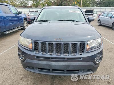 Piąte zdjęcie samochodu w środku: 2016 JEEP COMPASS LATITUDE VIN:1C4NJCEA7GD590089 - miniatura