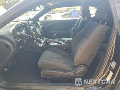 Zdjęcie 7 z 12 samochodu: 2019 DODGE CHALLENGER SXT VIN:2C3CDZAGXKH669185 - miniatura
