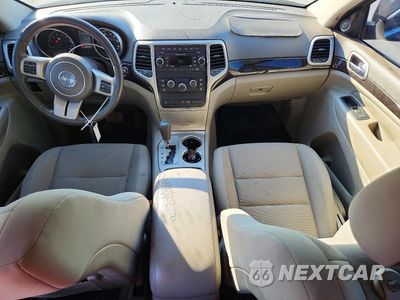 Zdjęcie 8 z 13 samochodu: 2013 JEEP GRAND CHEROKEE LAREDO VIN:1C4RJFAG1DC548306 - miniatura