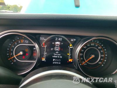Zdjęcie 9 z 12 samochodu: 2019 JEEP WRANGLER UNLIMITED SPORT VIN:1C4HJXDG4KW602769 - miniatura