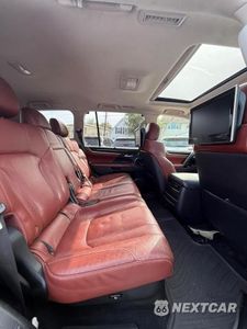 Zdjęcie 8 z 12 samochodu: 2016 LEXUS LX 570 VIN:JTJHY7AX2G4203634 - miniatura