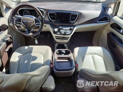 Zdjęcie 8 z 14 samochodu: 2017 CHRYSLER PACIFICA VIN:2C4RC1BG5HR753250 - miniatura