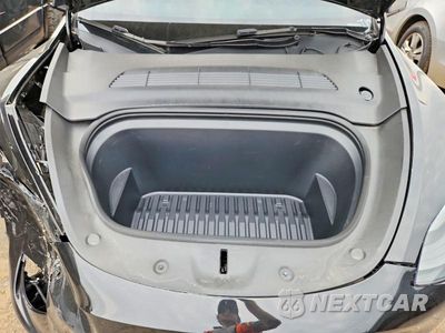 Zdjęcie 11 z 12 samochodu: 2024 TESLA MODEL Y VIN:7SAYGDEF9RA299280 - miniatura