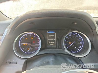 Zdjęcie 9 z 13 samochodu: 2018 TOYOTA CAMRY L VIN:4T1B11HKXJU663812 - miniatura