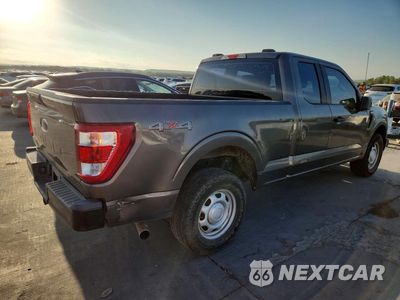 Trzecie zdjęcie samochodu z tyłu: 2021 FORD F150 SUPER CAB VIN:1FTFX1E52MKE56706 - miniatura