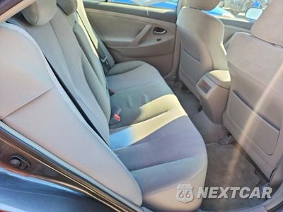 Zdjęcie 10 z 12 samochodu: 2010 TOYOTA CAMRY LE VIN:4T1BF3EK9AU032891 - miniatura