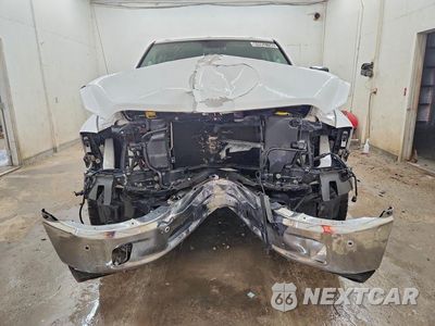 Piąte zdjęcie samochodu w środku: 2016 RAM 1500 SLT VIN:1C6RR6LT7GS101175 - miniatura