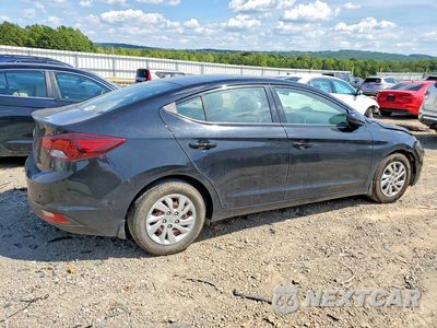 Trzecie zdjęcie samochodu z tyłu: 2019 HYUNDAI ELANTRA SE VIN:5NPD74LF3KH442460 - miniatura