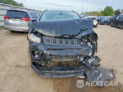 Piąte zdjęcie samochodu w środku: 2019 JEEP COMPASS LATITUDE VIN:3C4NJDBB0KT678620 - miniatura