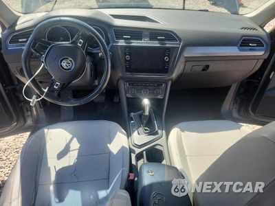Zdjęcie 8 z 13 samochodu: 2019 VOLKSWAGEN TIGUAN SE VIN:3VV3B7AX8KM194998 - miniatura