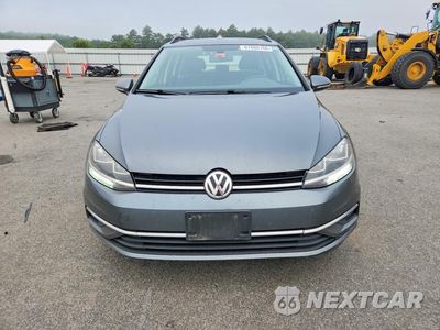 Piąte zdjęcie samochodu w środku: 2018 VOLKSWAGEN GOLF SPORTWAGEN S VIN:3VWD17AU4JM759609 - miniatura