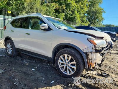 Czwarte zdjęcie samochodu z boku: 2017 NISSAN ROGUE SV VIN:JN8AT2MVXHW283999 - miniatura