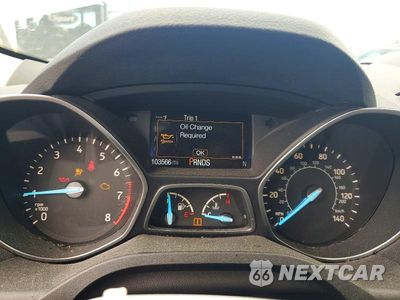Zdjęcie 9 z 14 samochodu: 2017 FORD ESCAPE TITANIUM VIN:1FMCU9J94HUA48295 - miniatura