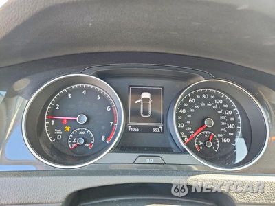 Zdjęcie 9 z 12 samochodu: 2018 VOLKSWAGEN GOLF SPORTWAGEN S VIN:3VW117AU6JM766046 - miniatura