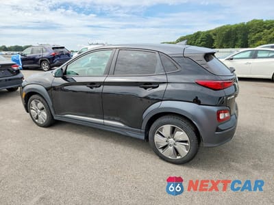 Drugie zdjęcie samochodu z przodu: 2021 HYUNDAI KONA SEL VIN:KM8K23AG6MU132965 - miniatura