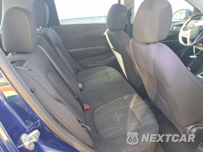 Zdjęcie 10 z 12 samochodu: 2014 CHEVROLET SONIC LT VIN:1G1JC6SH2E4220668 - miniatura