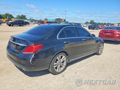 Trzecie zdjęcie samochodu z tyłu: 2019 MERCEDES-BENZ C 300 VIN:55SWF8DB3KU294936 - miniatura