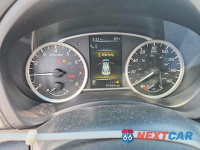 Zdjęcie 9 z 12 samochodu: 2016 NISSAN SENTRA SL VIN:3N1AB7AP0GY294277 - miniatura