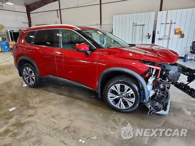Czwarte zdjęcie samochodu z boku: 2021 NISSAN ROGUE SV VIN:5N1AT3BA5MC699824 - miniatura