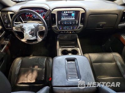 Zdjęcie 8 z 12 samochodu: 2017 GMC SIERRA K1500 SLT VIN:3GTU2NEJ0HG504971 - miniatura