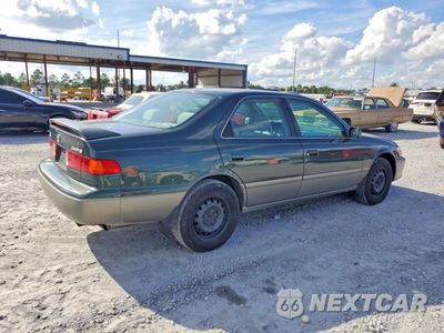 Trzecie zdjęcie samochodu z tyłu: 2000 TOYOTA CAMRY LE VIN:4T1BG22K3YU962467 - miniatura