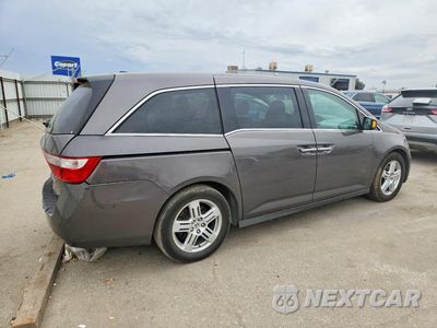 Trzecie zdjęcie samochodu z tyłu: 2013 HONDA ODYSSEY TOURING VIN:5FNRL5H94DB071482 - miniatura