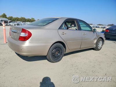 Trzecie zdjęcie samochodu z tyłu: 2004 TOYOTA CAMRY LE VIN:4T1BE32K14U278314 - miniatura