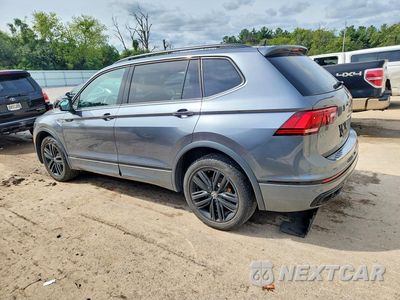Drugie zdjęcie samochodu z przodu: 2022 VOLKSWAGEN TIGUAN SE R-LINE BLACK VIN:3VV8B7AX1NM061607 - miniatura