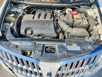 Zdjęcie 12 z 13 samochodu: 2010 LINCOLN MKT VIN:2LMHJ5AR3ABJ22538 - miniatura