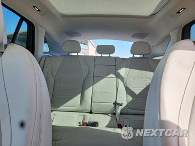 Zdjęcie 10 z 14 samochodu: 2024 MERCEDES-BENZ EQE SUV AMG 4MATIC VIN:4JGGM5DB2RA002427 - miniatura