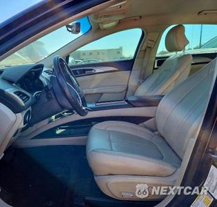 Zdjęcie 7 z 12 samochodu: 2017 LINCOLN MKZ PREMIERE VIN:3LN6L5A93HR665784 - miniatura