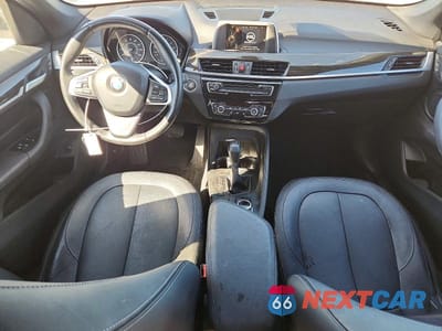 Zdjęcie 8 z 12 samochodu: 2017 BMW X1 XDRIVE28I VIN:WBXHT3C37H5F80725 - miniatura