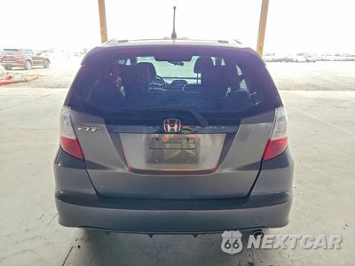 Zdjęcie 6 z 12 samochodu: 2013 HONDA FIT SPORT VIN:JHMGE8H50DC077887 - miniatura