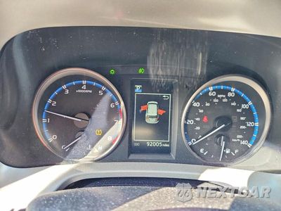 Zdjęcie 9 z 12 samochodu: 2018 TOYOTA RAV4 XLE VIN:2T3RFREV5JW766351 - miniatura