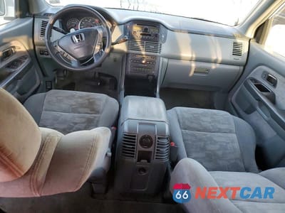 Zdjęcie 8 z 13 samochodu: 2005 HONDA PILOT EX VIN:5FNYF18485B006233 - miniatura