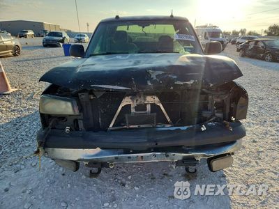 Piąte zdjęcie samochodu w środku: 2004 CHEVROLET SILVERADO C1500 VIN:2GCEC19TX41227027 - miniatura