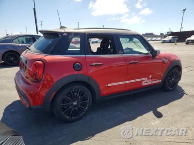 Trzecie zdjęcie samochodu z tyłu: 2023 MINI COOPER S VIN:WMW53DK0XP2T39488 - miniatura