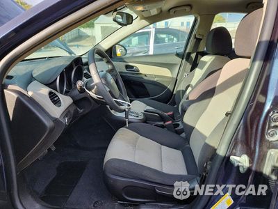 Zdjęcie 7 z 12 samochodu: 2016 CHEVROLET CRUZE LIMITED LS VIN:1G1PC5SH6G7144734 - miniatura