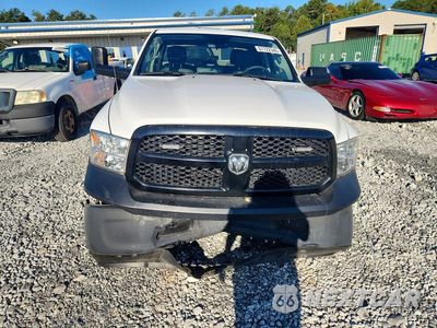 Piąte zdjęcie samochodu w środku: 2023 RAM 1500 CLASSIC TRADESMAN VIN:1C6RR6FG5PS595731 - miniatura