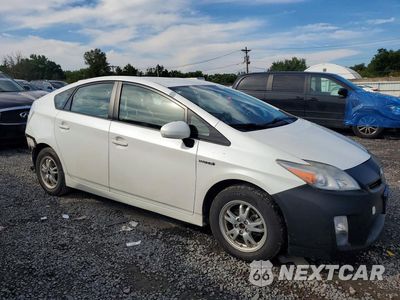 Czwarte zdjęcie samochodu z boku: 2010 TOYOTA PRIUS III VIN:JTDKN3DU3A0049736 - miniatura
