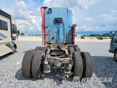 Zdjęcie 6 z 13 samochodu: 1997 FREIGHTLINER FLD120 SEMI TRUCK VIN:1FUPCSEB3VP845766 - miniatura