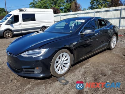 2016 TESLA MODEL S 5YJSA1E26GF152544 - główne zdjęcie licytacji z USA - miniatura