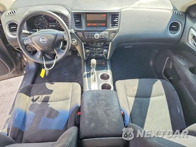 Zdjęcie 8 z 14 samochodu: 2014 NISSAN PATHFINDER S VIN:5N1AR2MN6EC729780 - miniatura