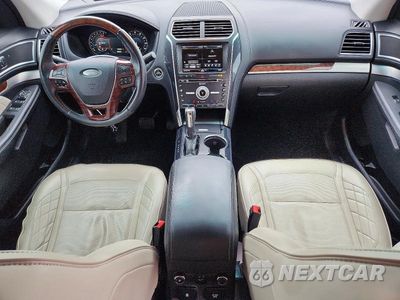 Zdjęcie 8 z 13 samochodu: 2016 FORD EXPLORER PLATINUM VIN:1FM5K8HT9GGB95476 - miniatura